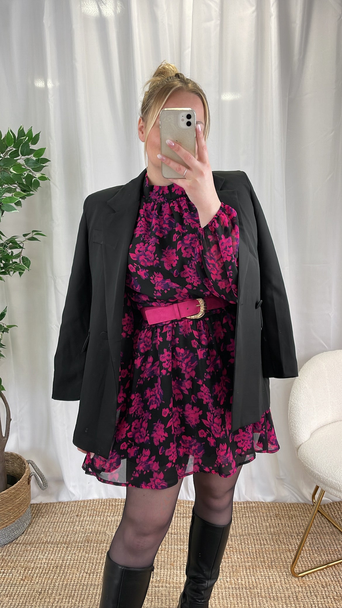 Robe à fleurs rose FLUO