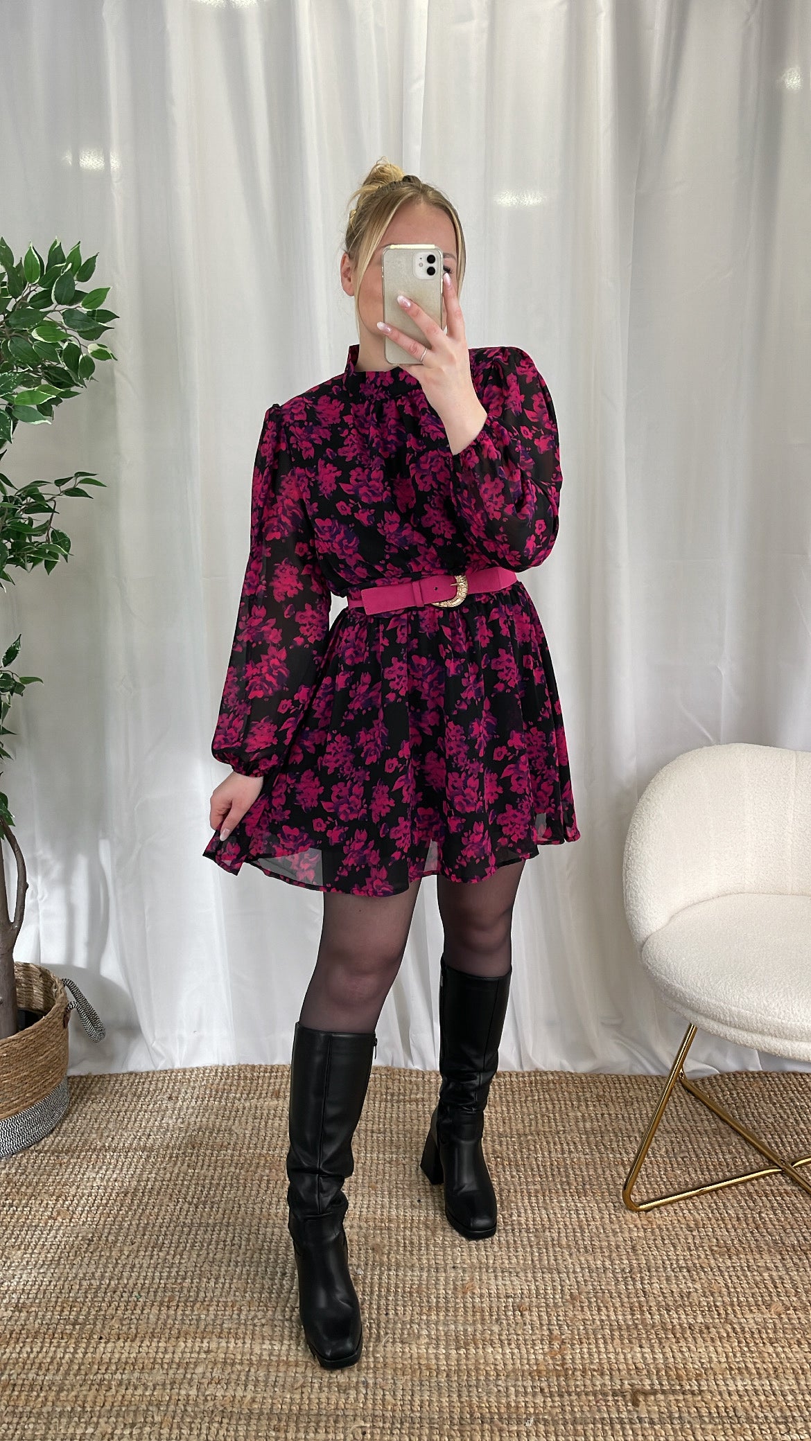 Robe à fleurs rose FLUO