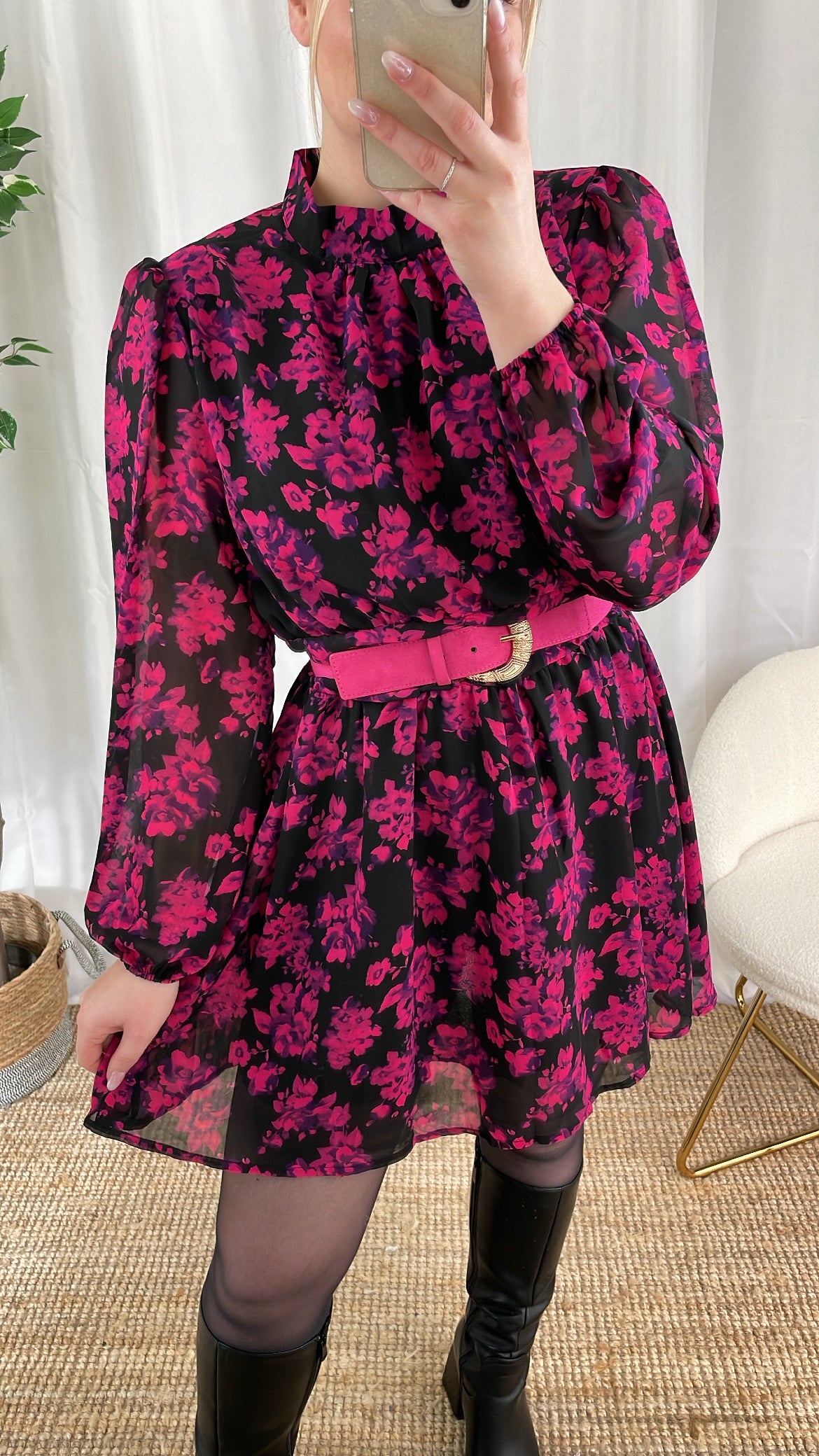 Robe à fleurs rose FLUO