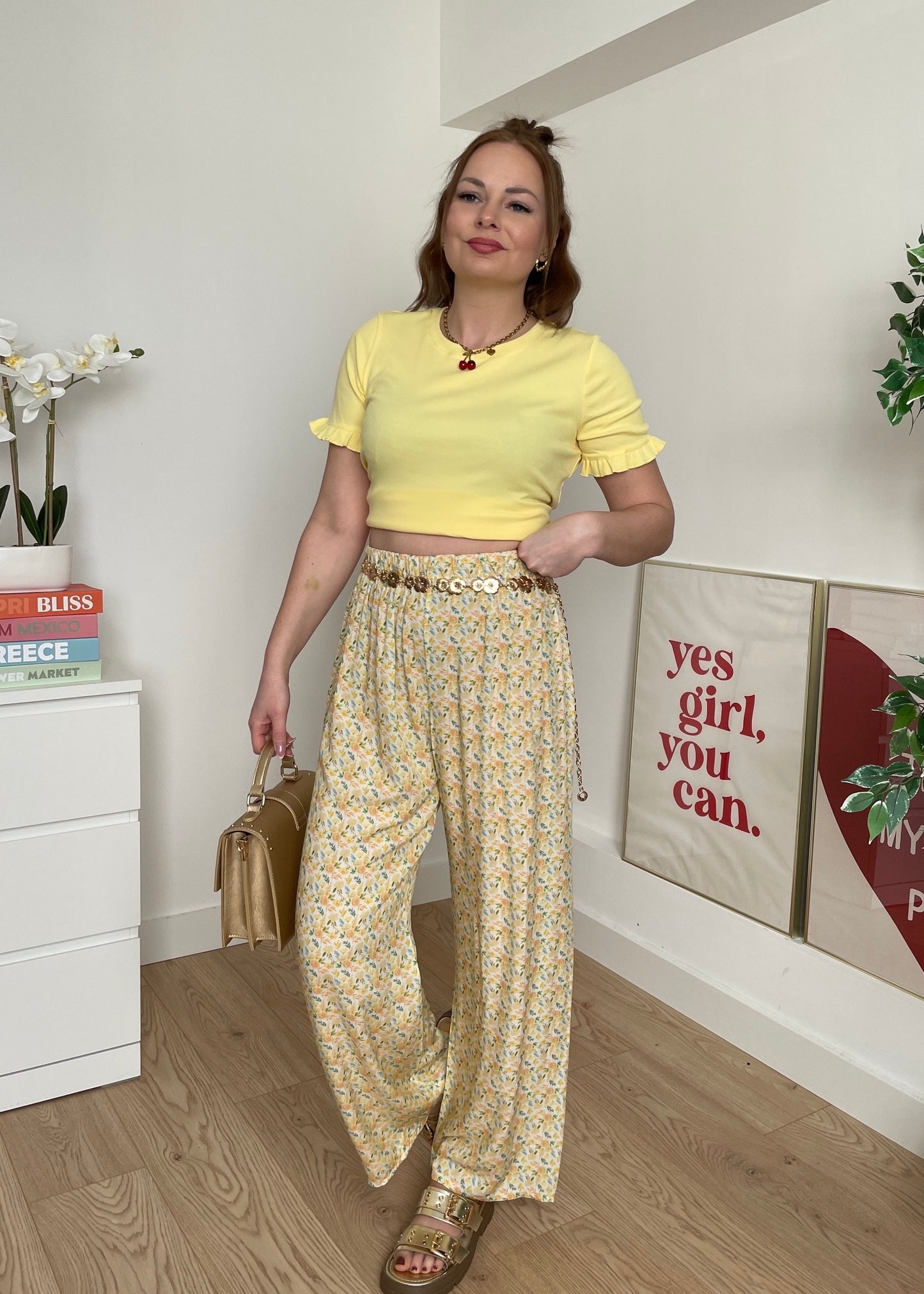 Pantalon fluide à fleurs jaune ANASTASIA