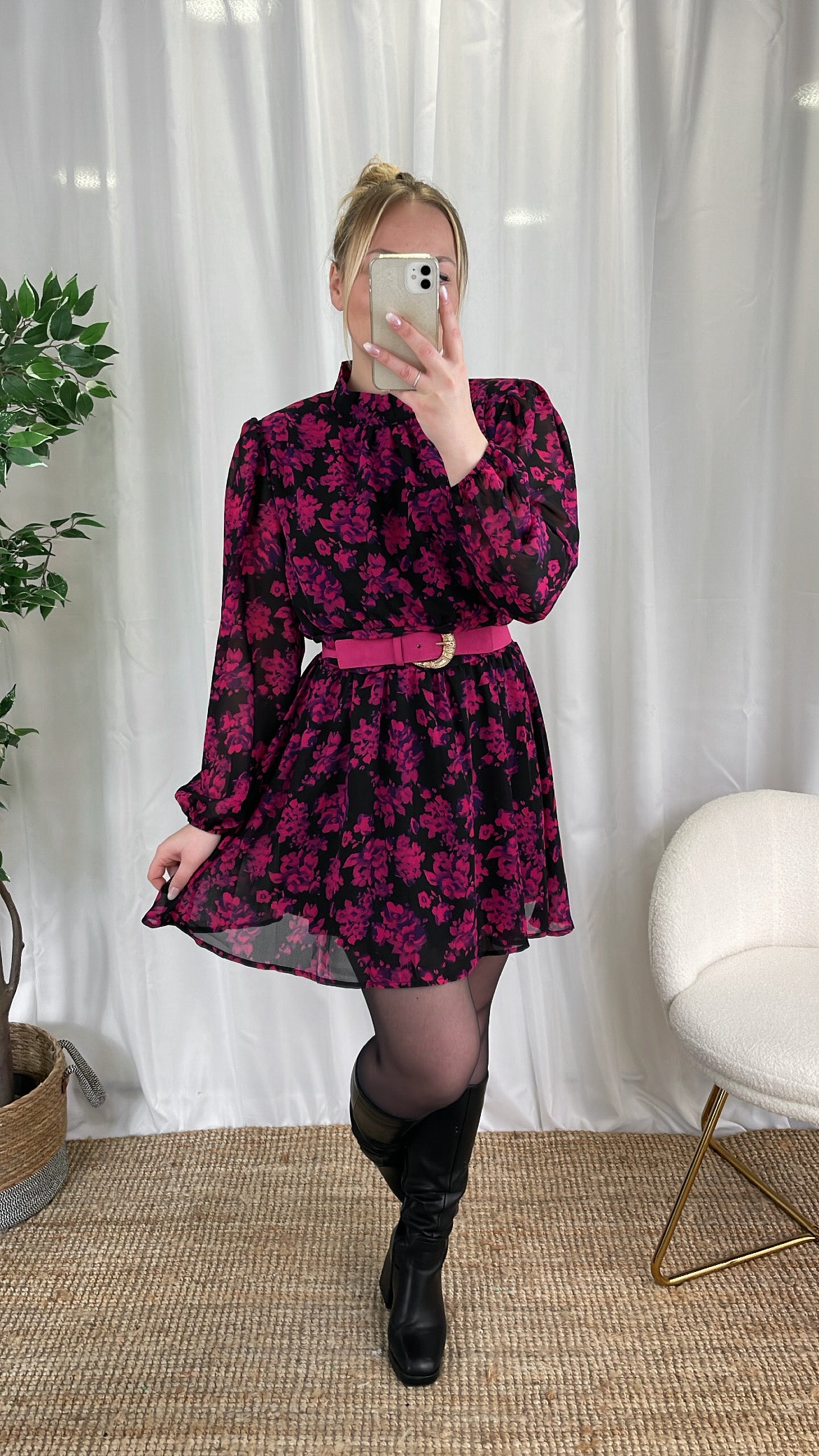 Robe à fleurs rose FLUO