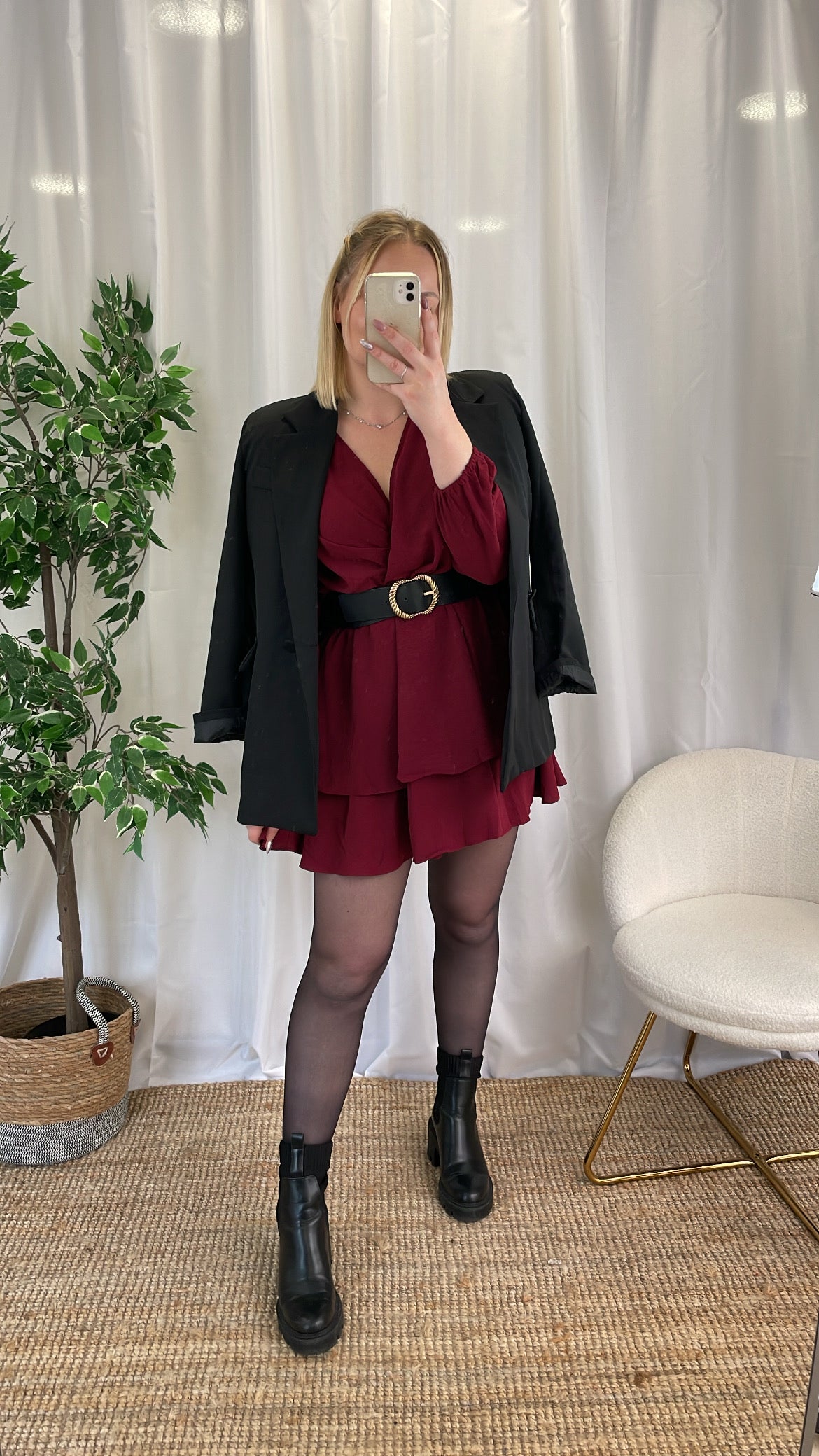 Robe à volants bordeaux ERINA