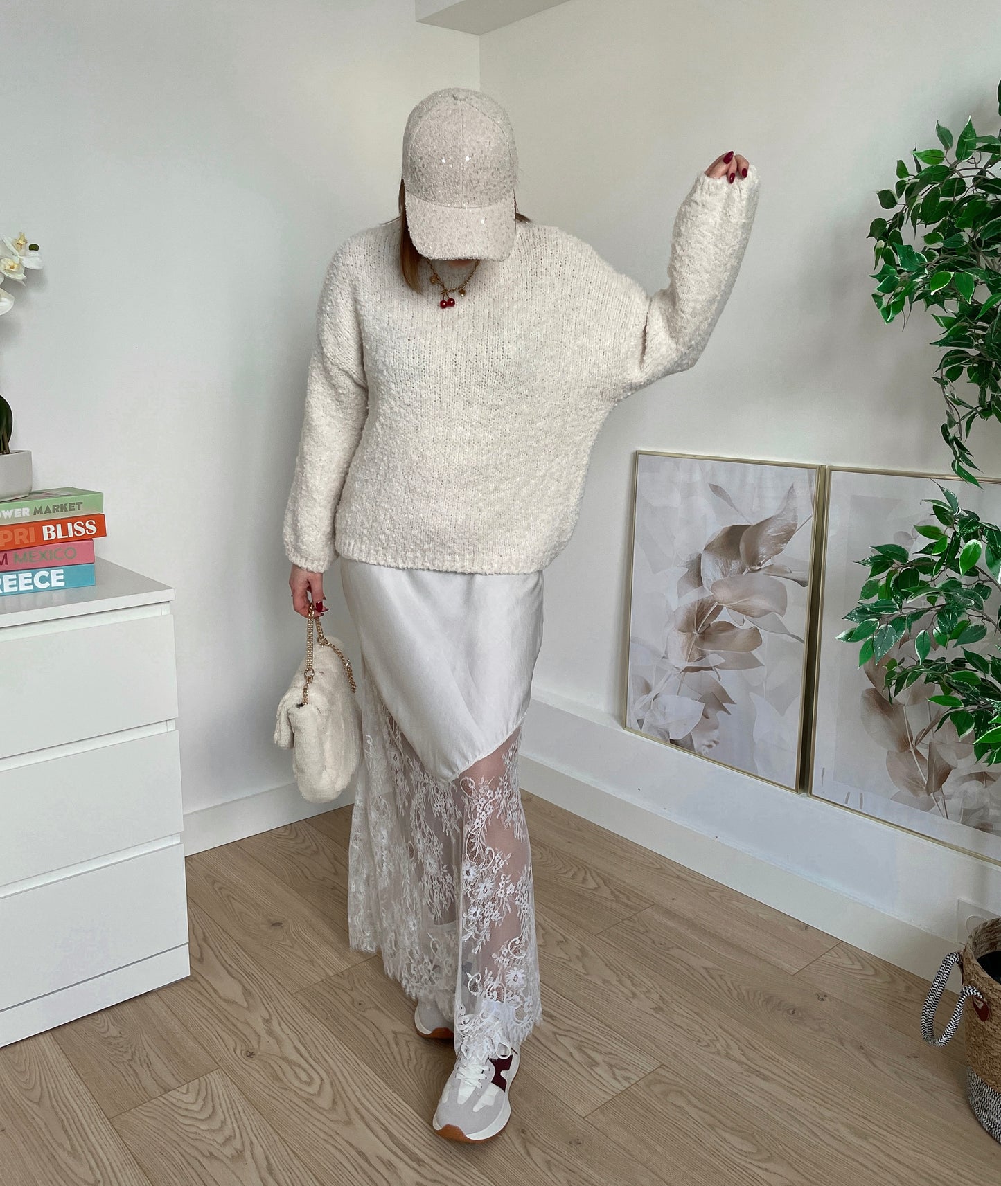 Jupe satinée en dentelle blanche LOVIKA