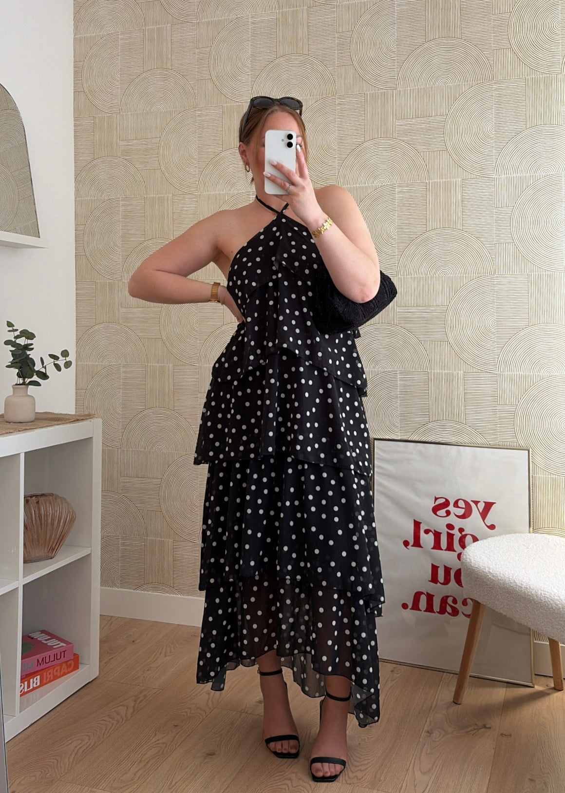 Robe à volants noire - FLYA
