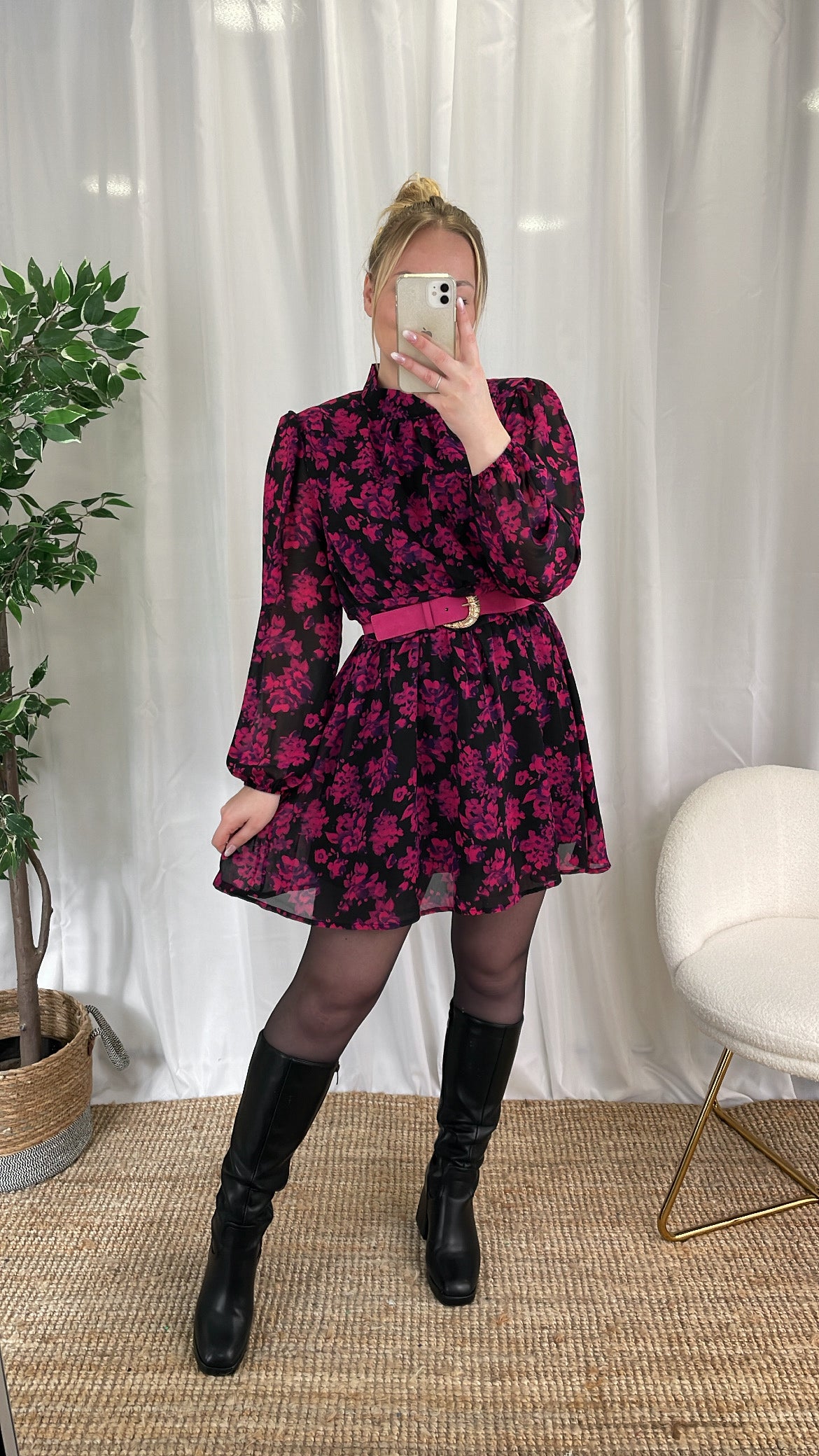 Robe à fleurs rose FLUO
