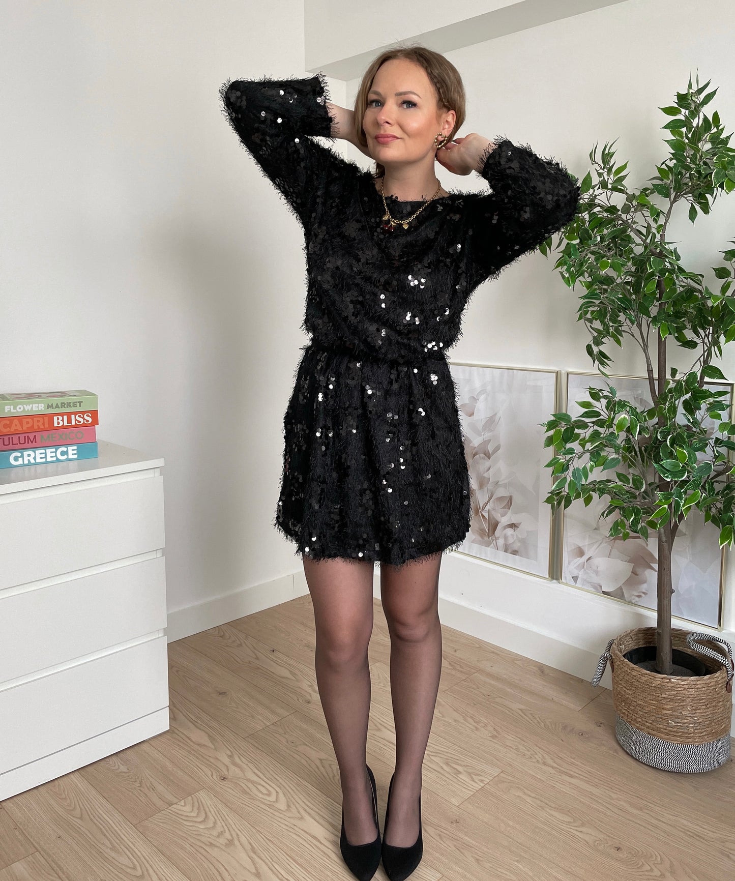 Robe à plumes noirs "L'ORIGINALE"