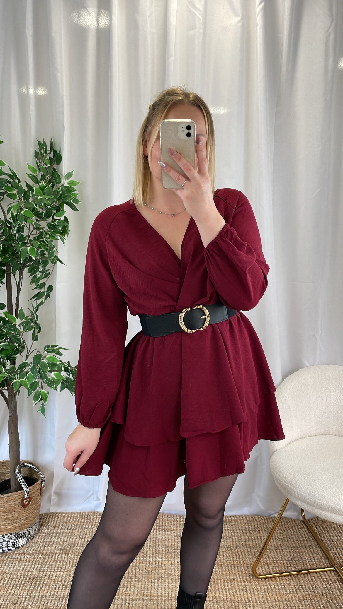 Robe à volants bordeaux ERINA
