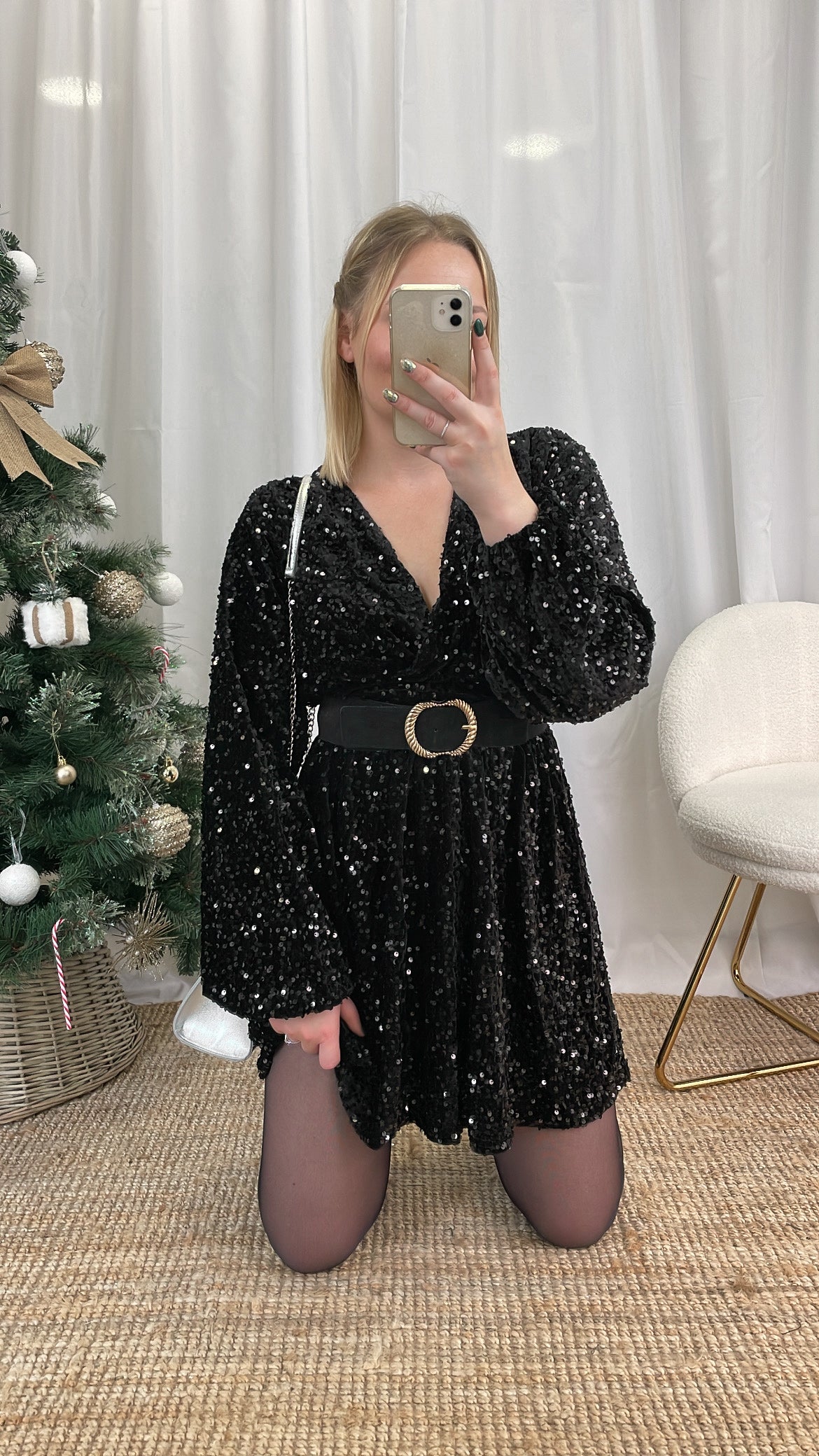 Robe à sequins noire LEXA