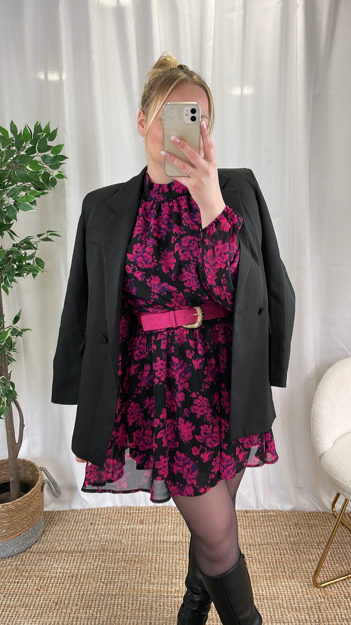 Robe à fleurs rose FLUO