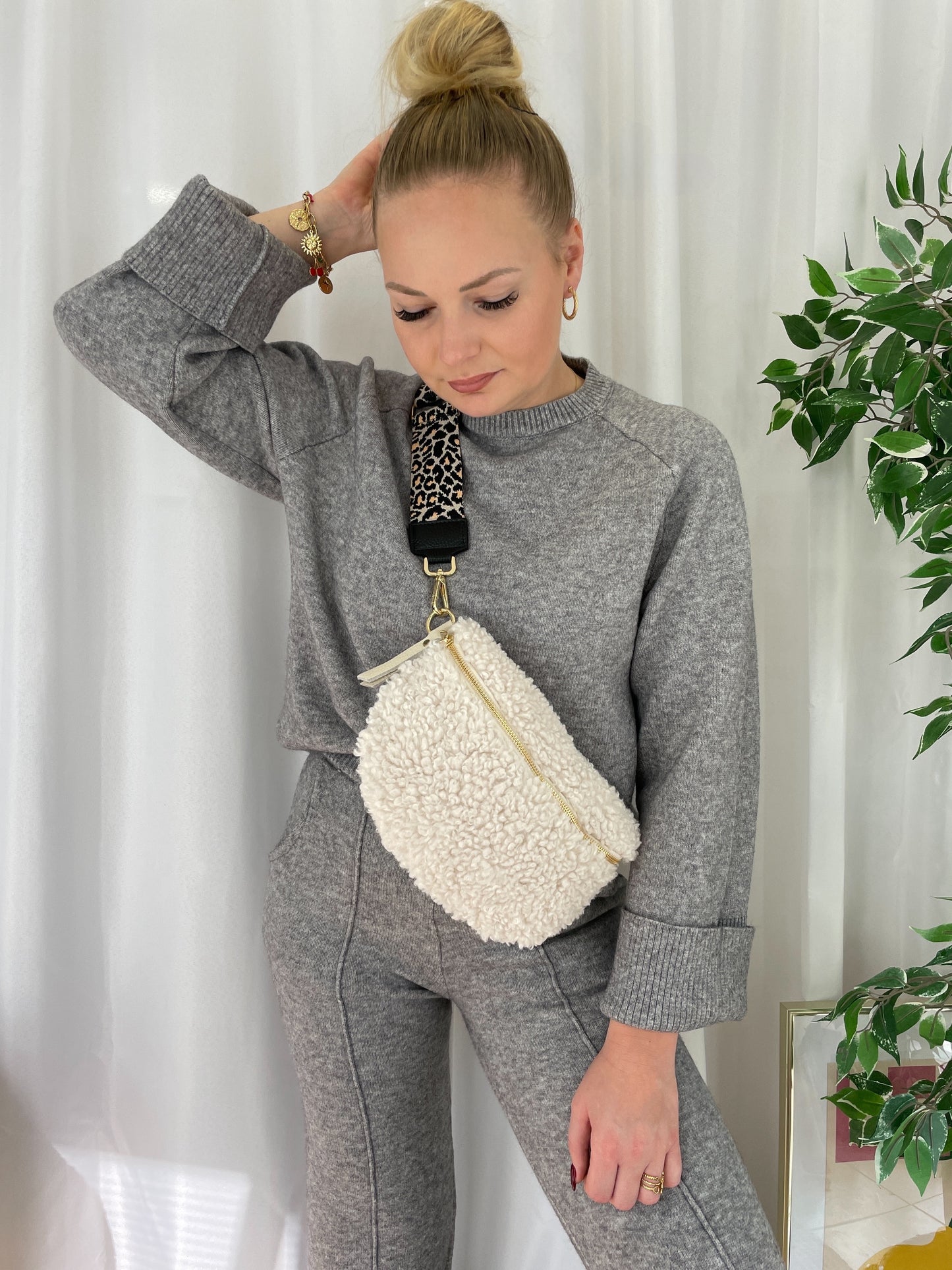 Ensemble gris COSY