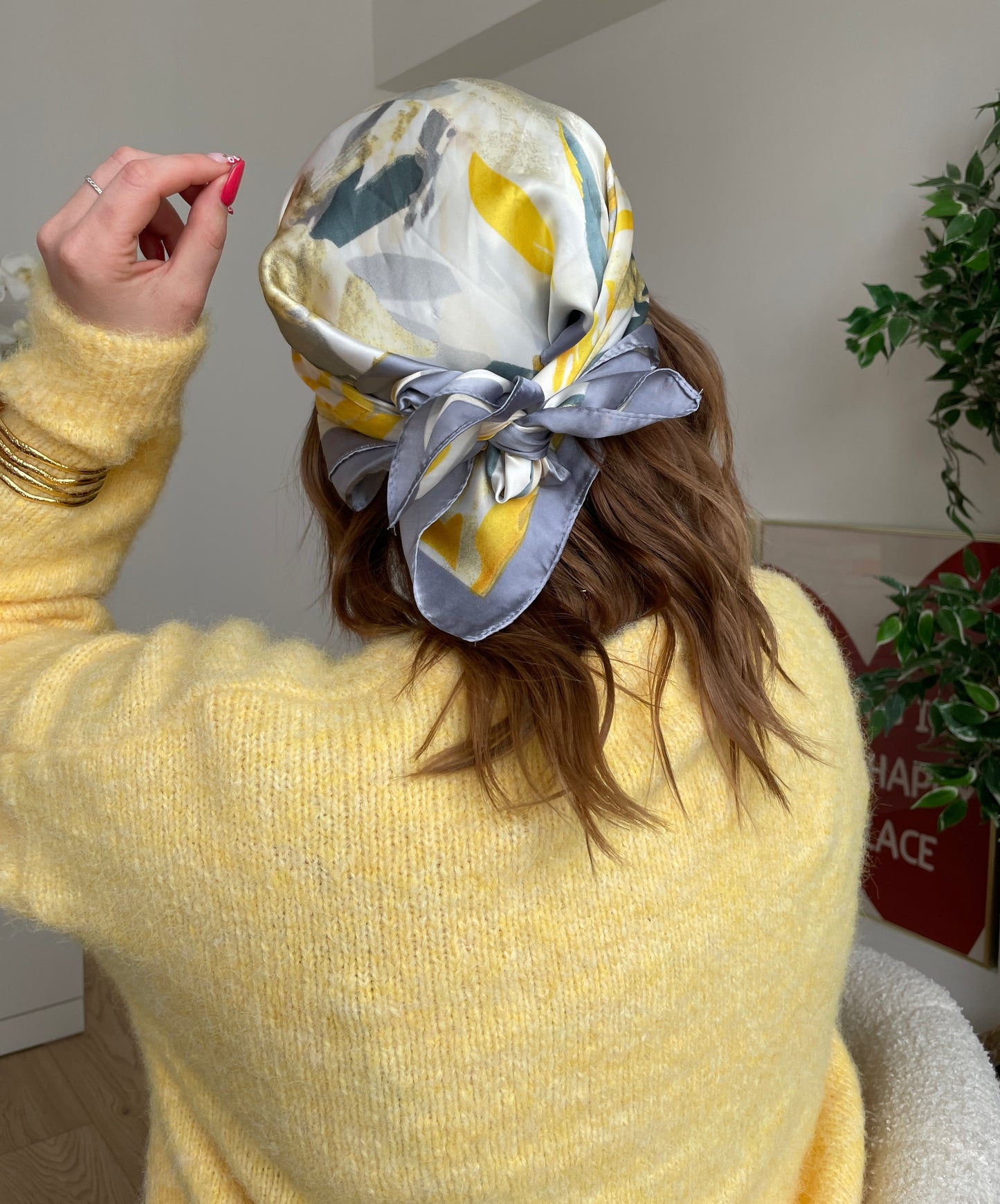 Foulard en satin à fleurs SOL