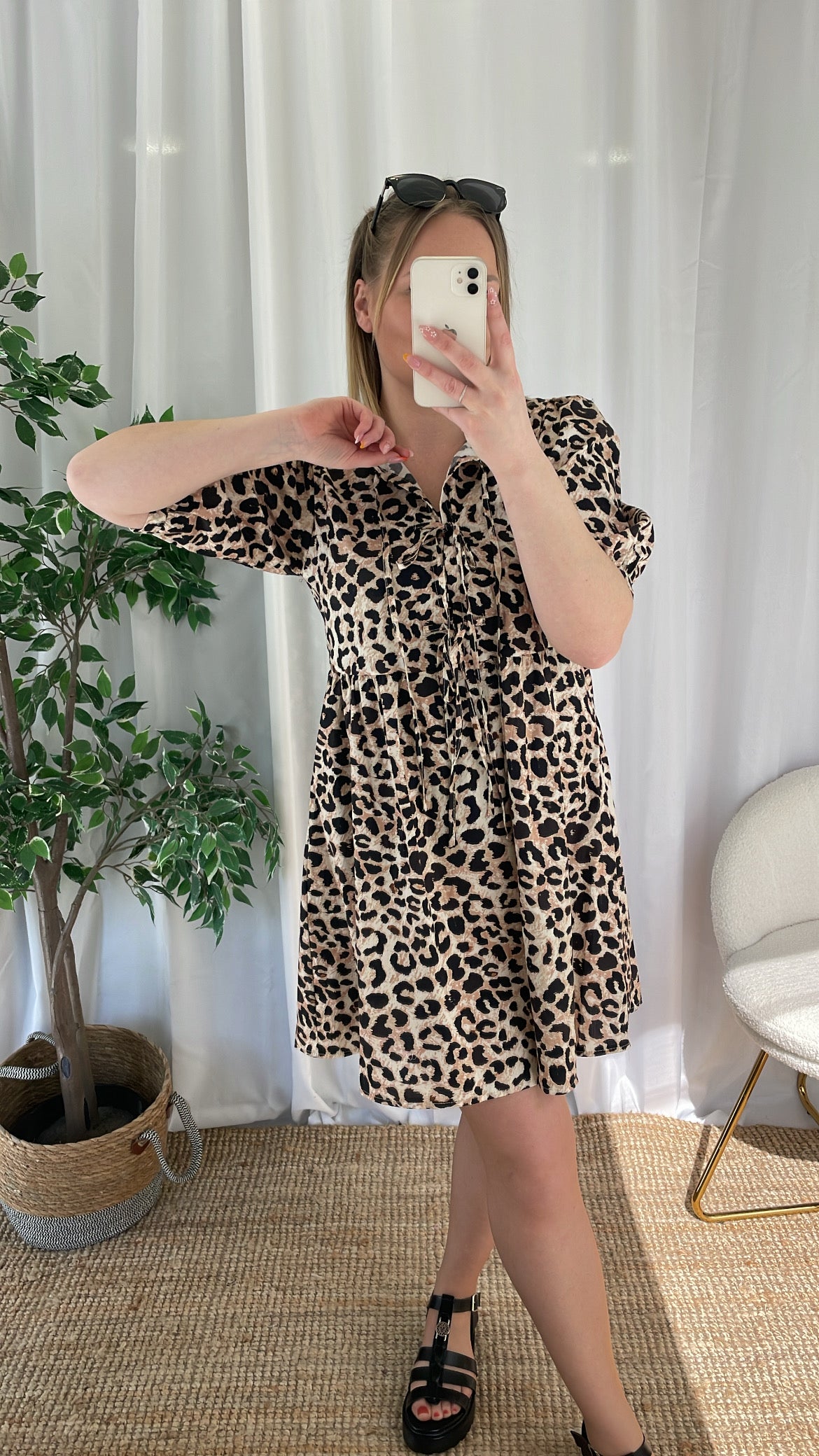 Robe ILONA - Beige & Noir