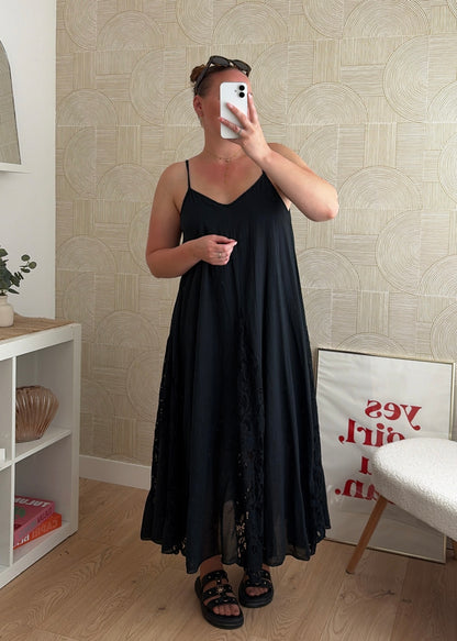 Robe dentelle noire - CALIPSO