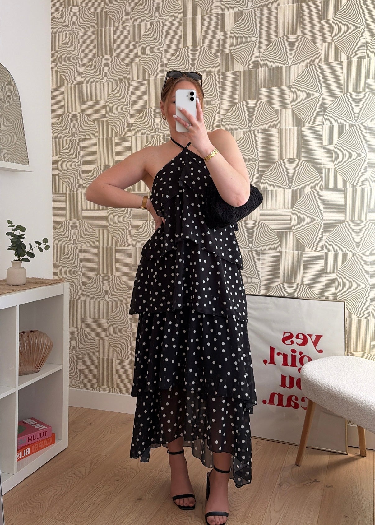 Robe à volants noire - FLYA