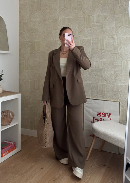Ensemble taupe - TAILLEUR