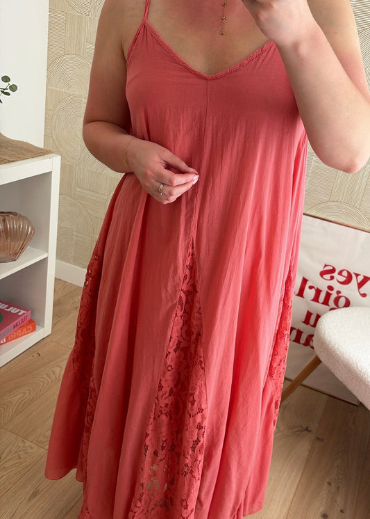Robe dentelle saumon - CALIPSO