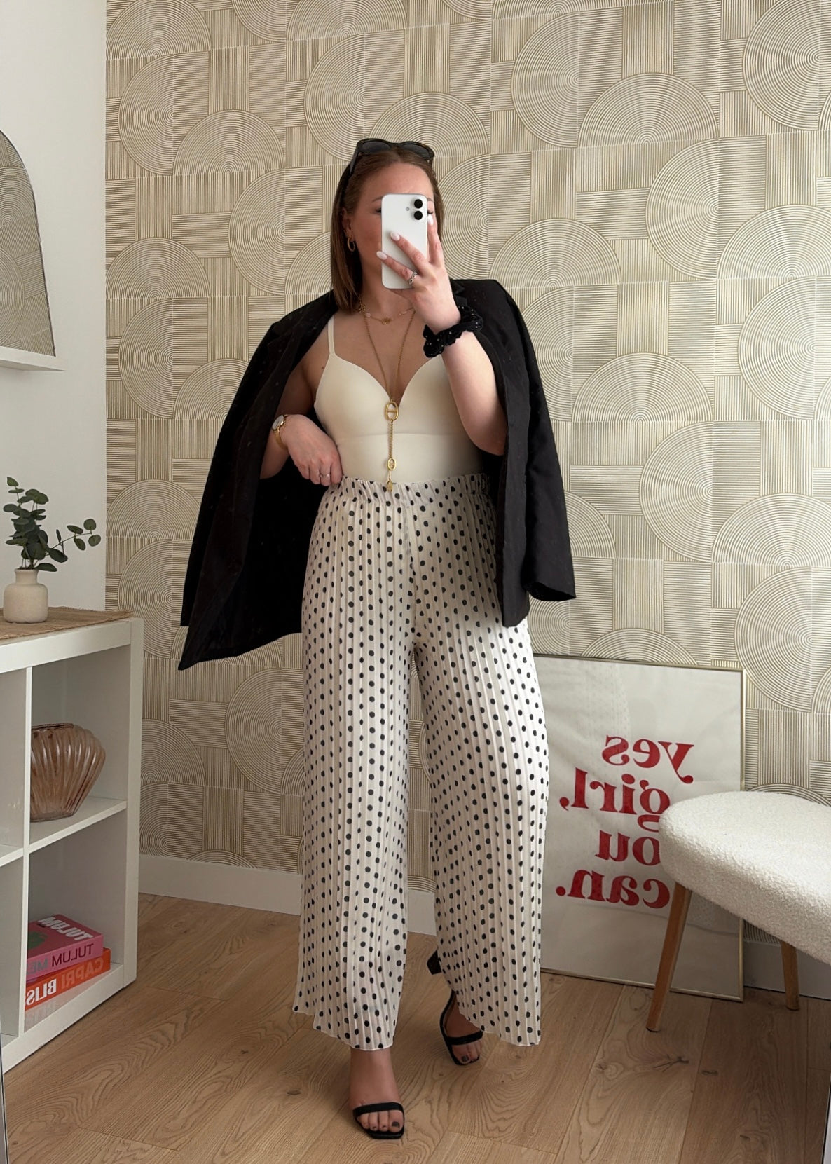 Pantalon plissé blanc à pois - TENDANCE