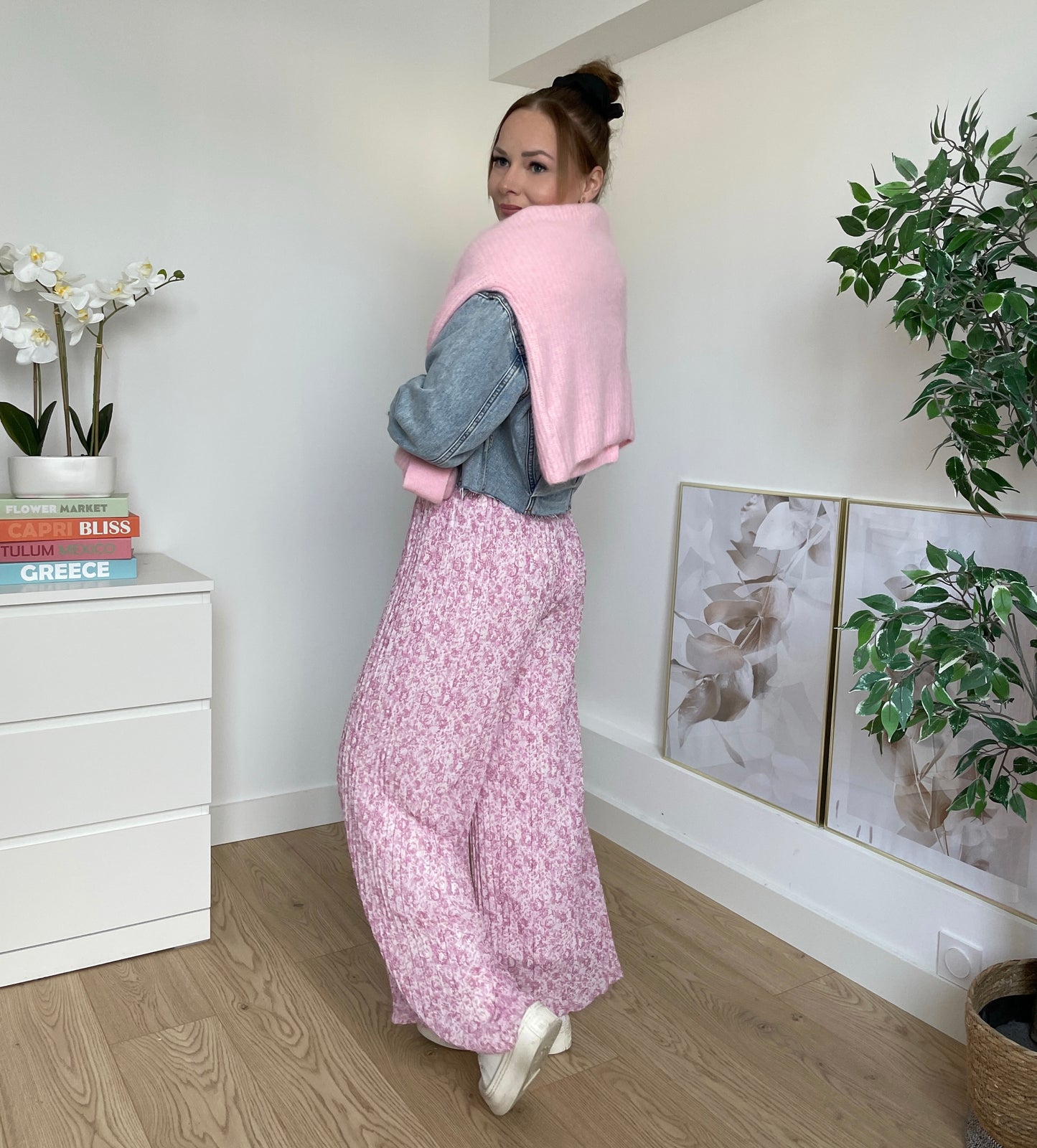 Pantalon plissé à fleurs rose ZÉPHIRA