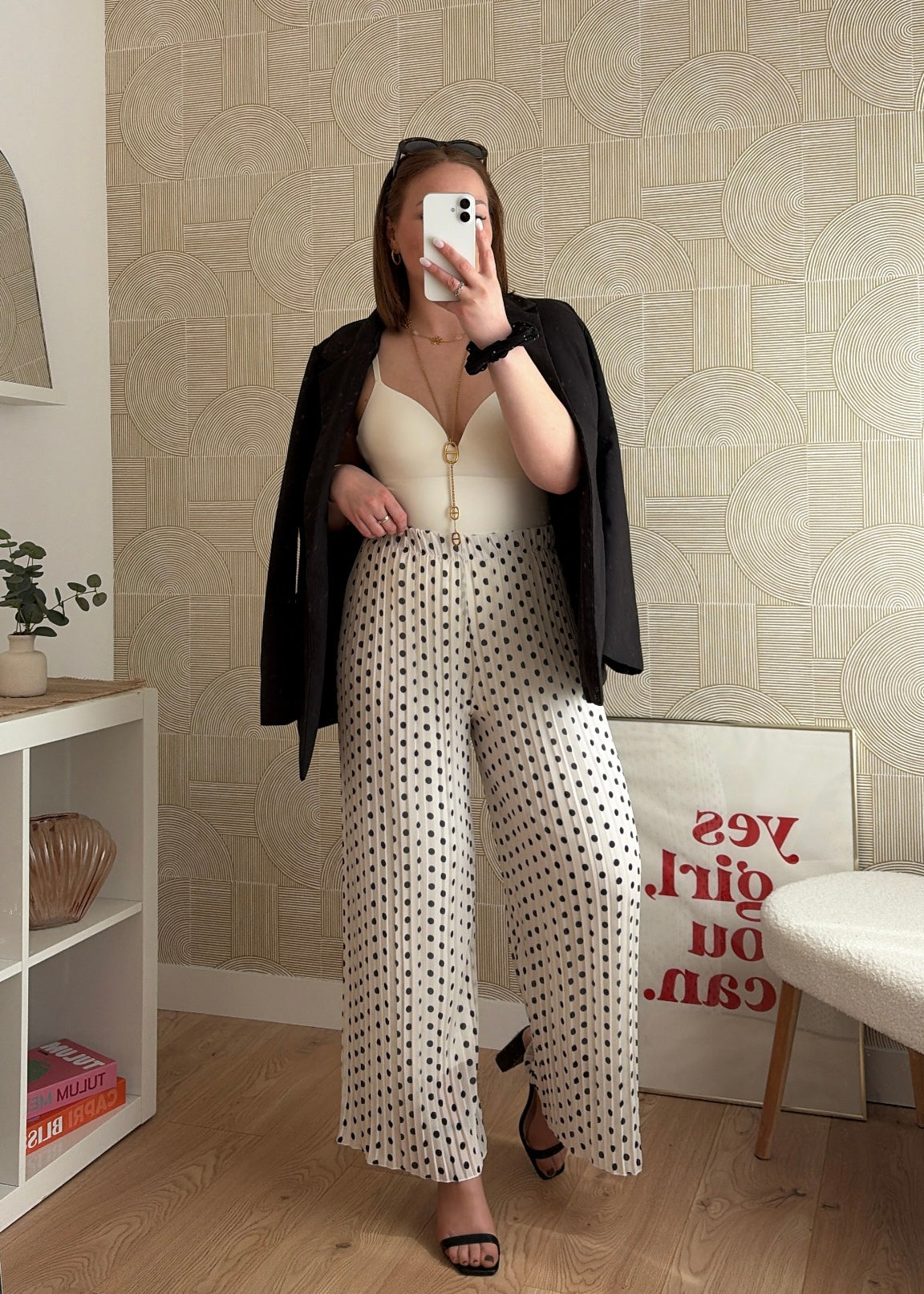 Pantalon plissé blanc à pois - TENDANCE