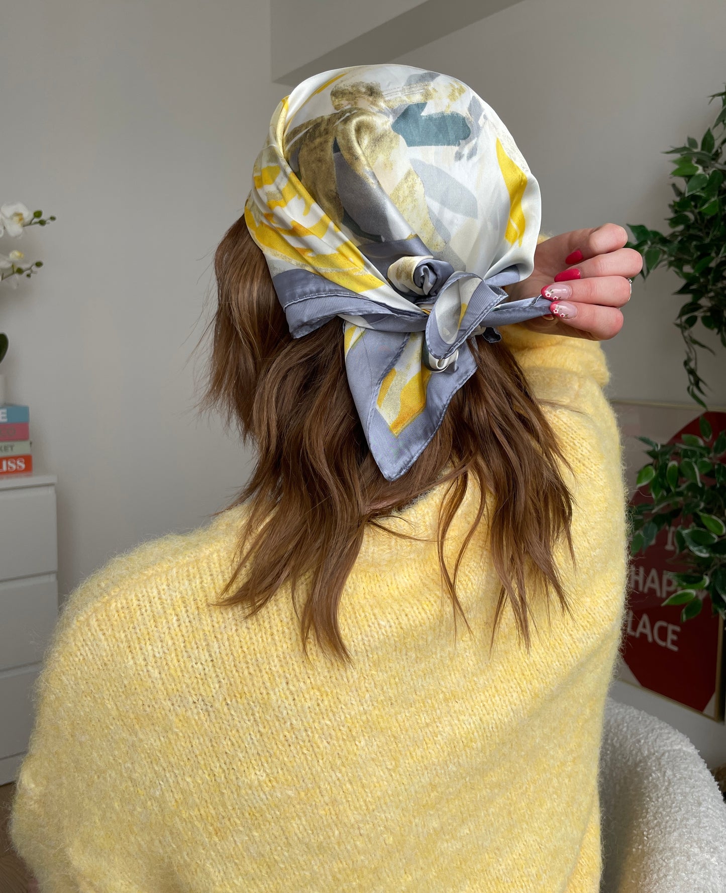 Foulard en satin à fleurs SOL