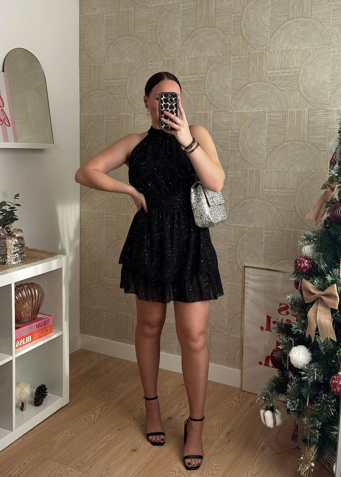 Robe courte noire "LA FLAMBOYANTE"