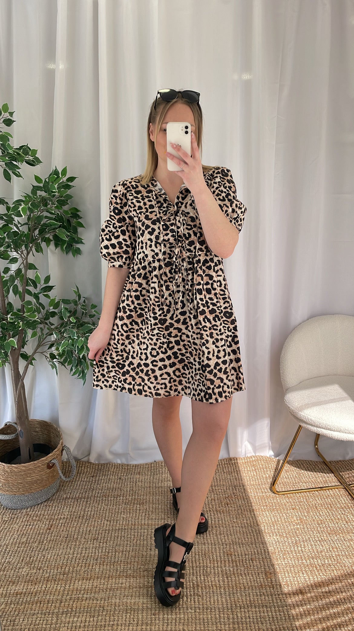 Robe ILONA - Beige & Noir