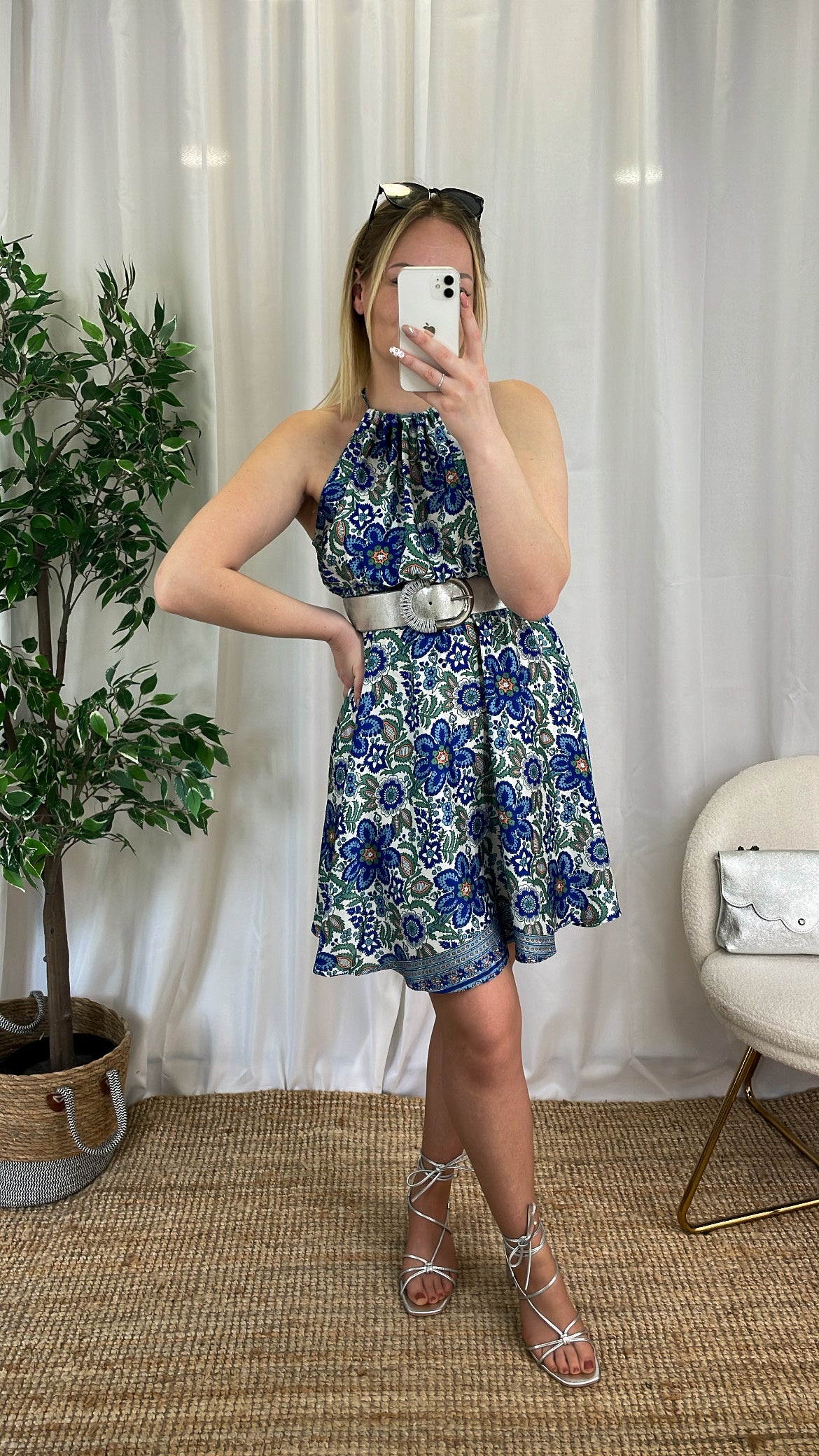 Robe courte à motifs NYGIARA - Bleue