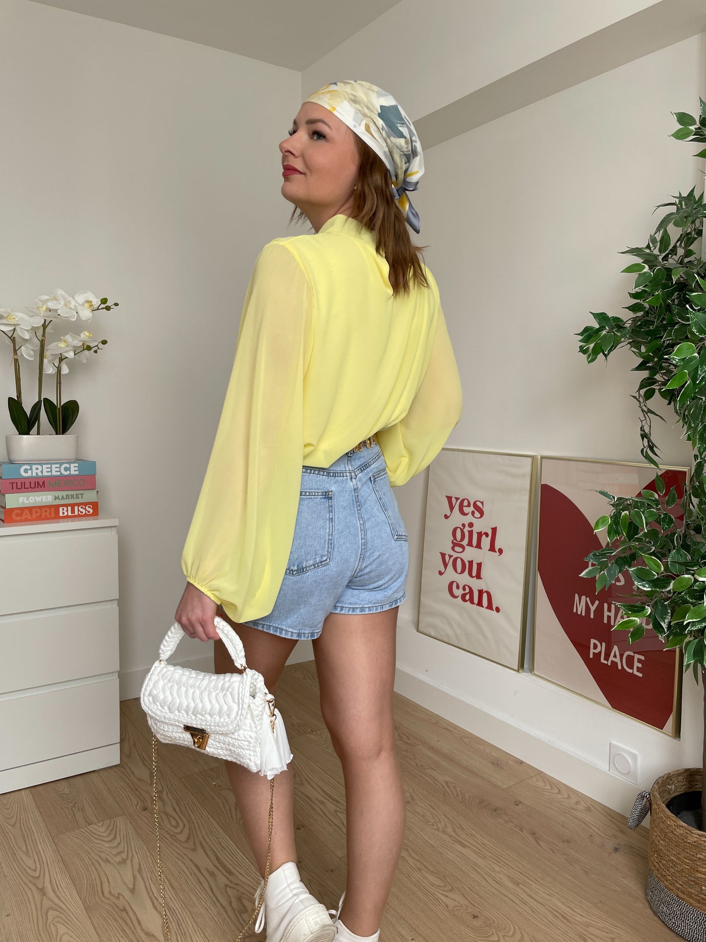 Blouse unie jaune MIA