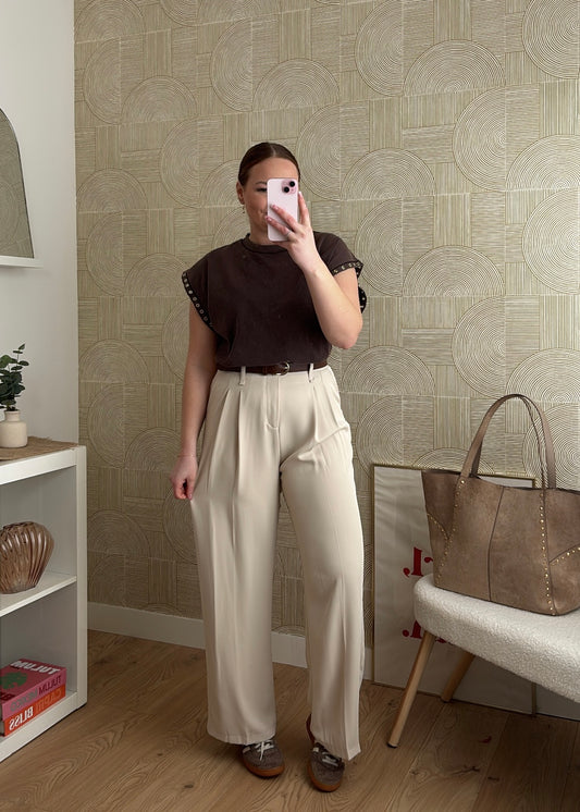 Tee-shirt marron - ŒILLETS